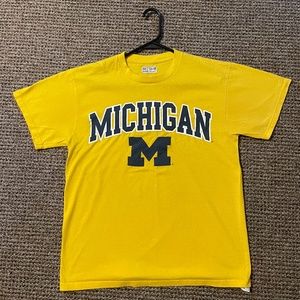 University of Michigan T-Shirt (Men's Medium)